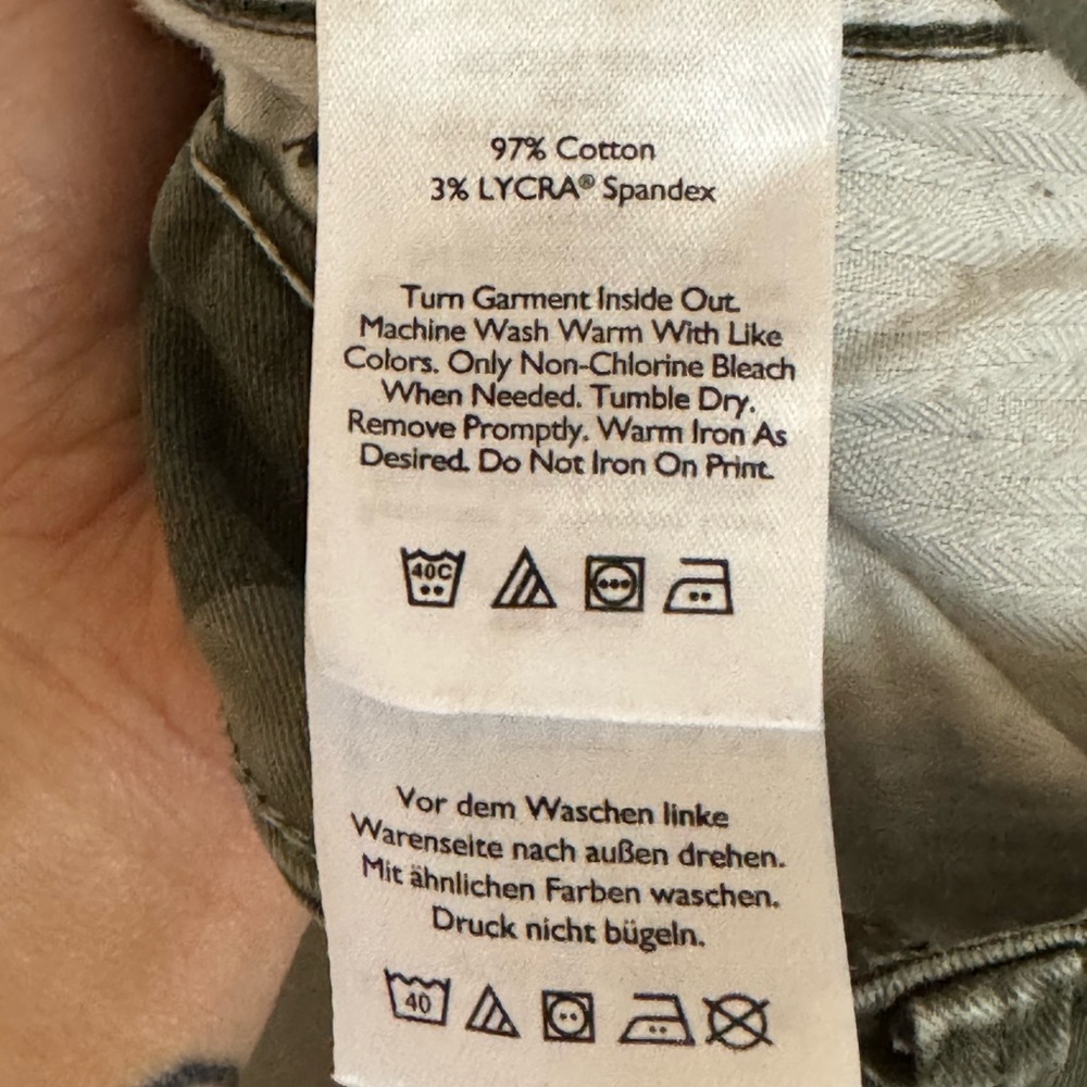 Eddie Bauer Camouflage Straight Leg Jeans - Picture 5 of 5